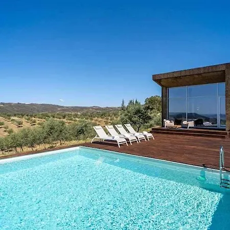 Acushla Golden House Douro *