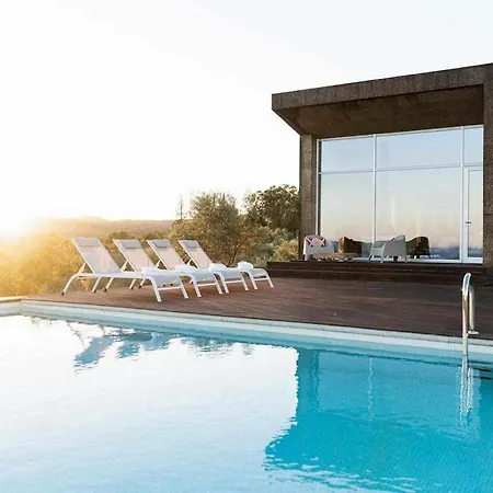 Acushla Golden House Douro Chalet Lodoes