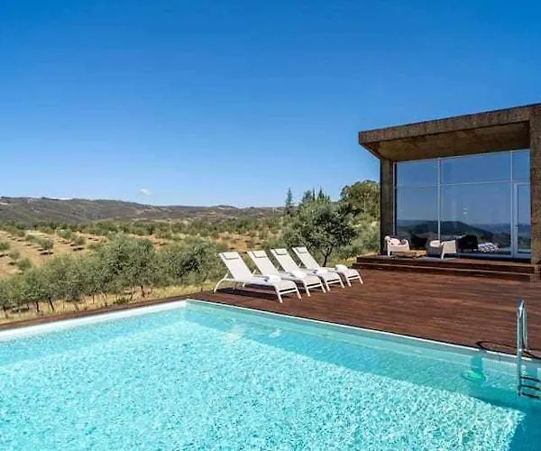 Acushla Golden House Douro *