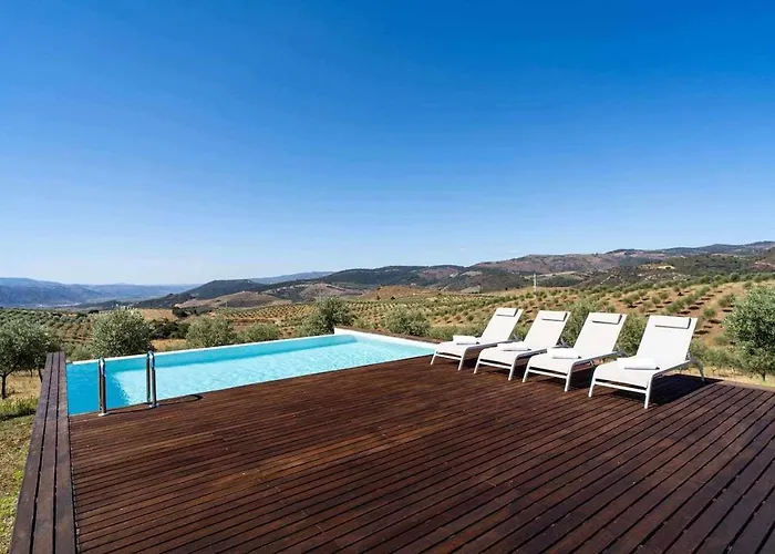 Acushla Golden House Douro Chalet